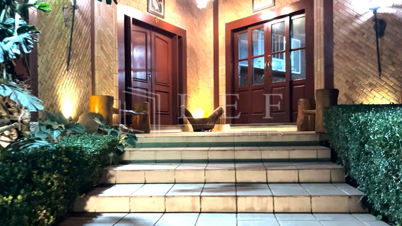 Lef Properties