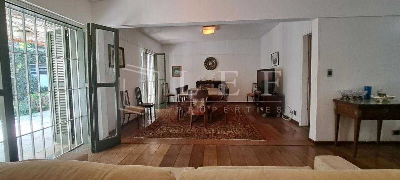 Lef Properties