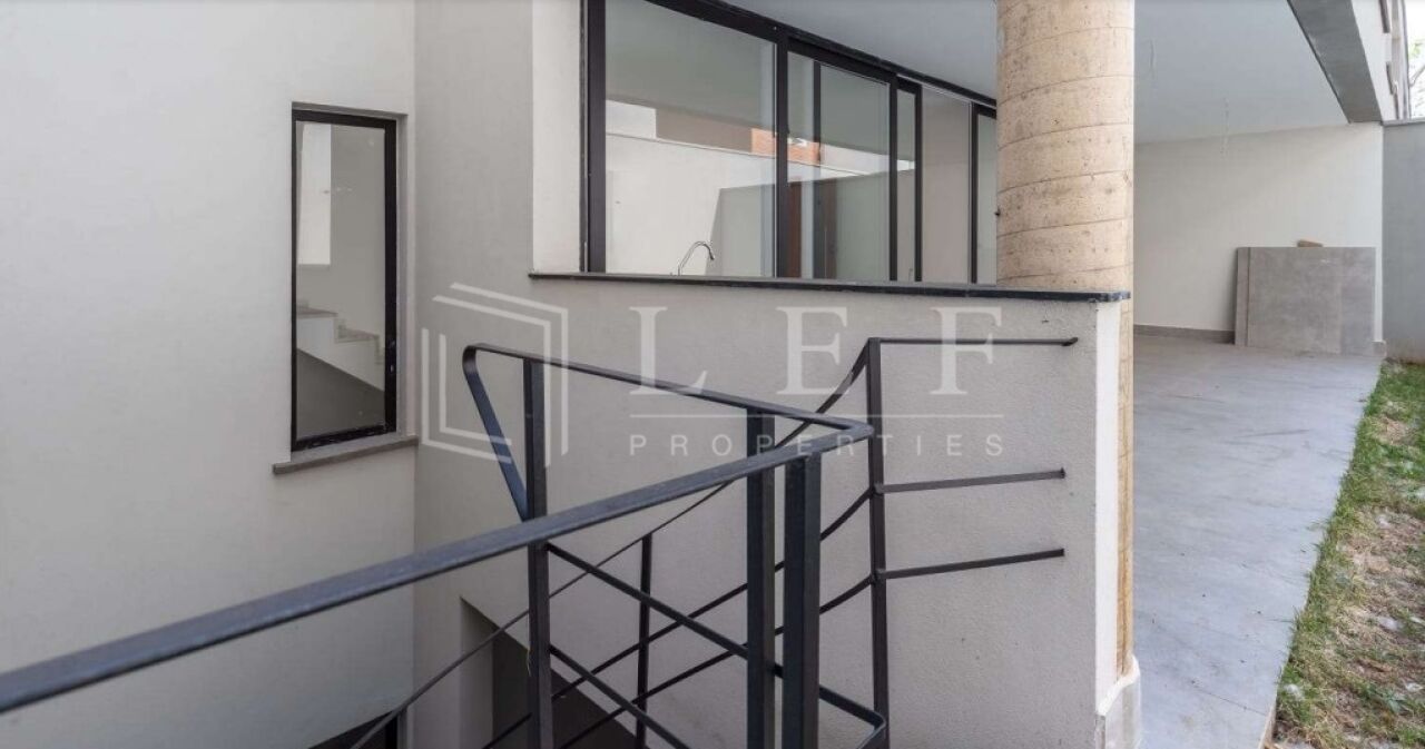 Lef Properties