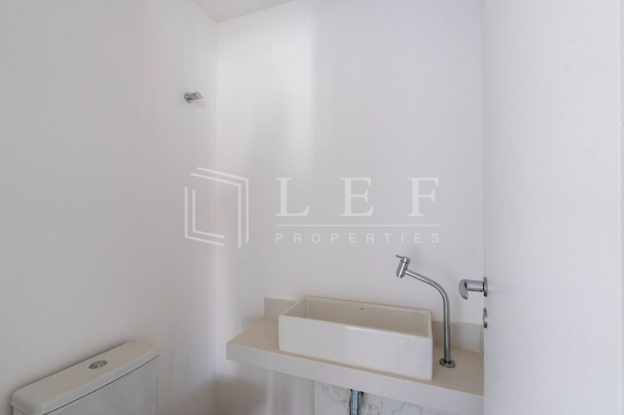 Lef Properties