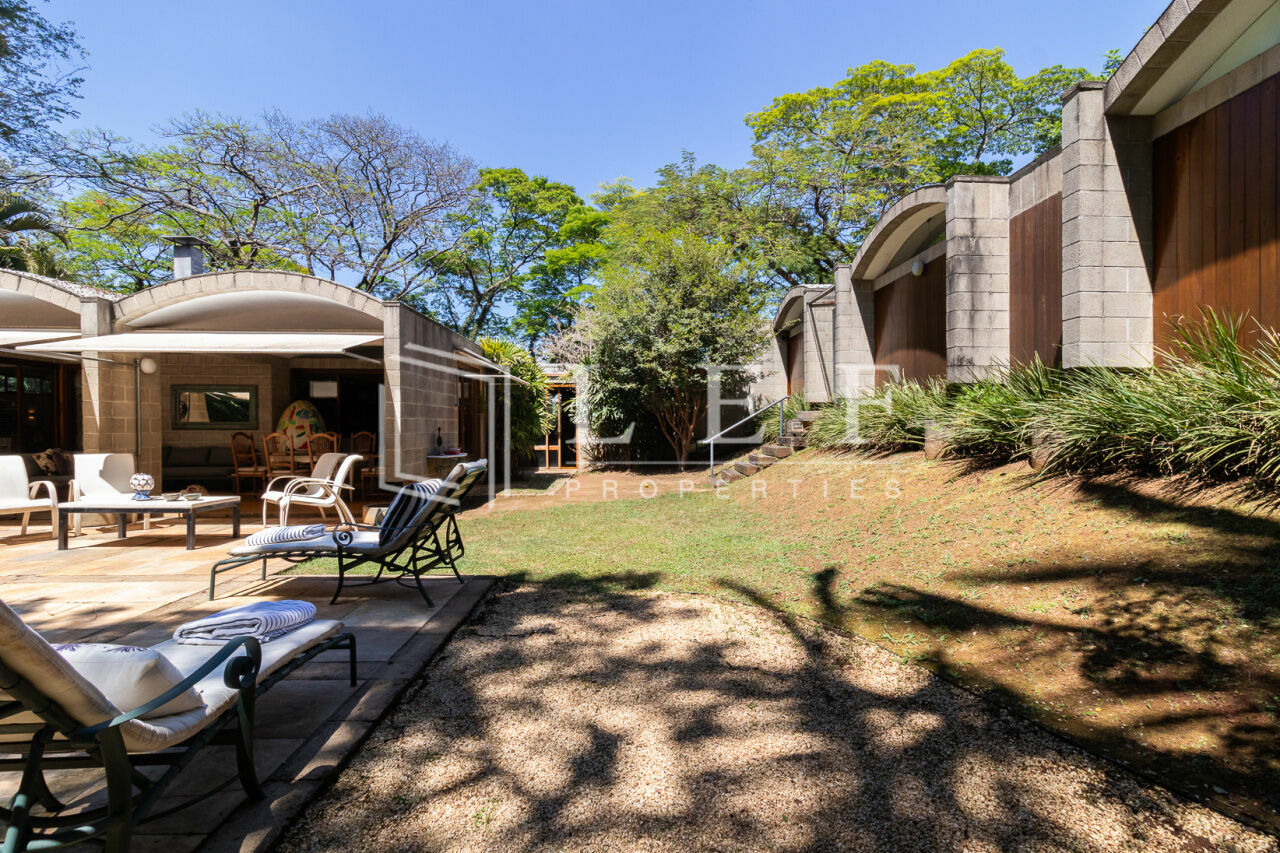 Lef Properties