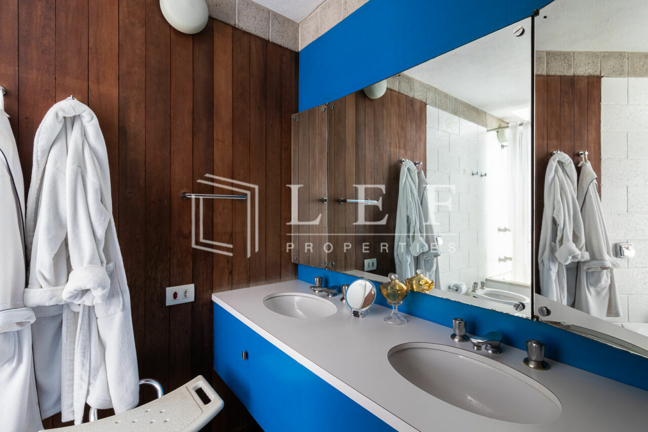 Lef Properties