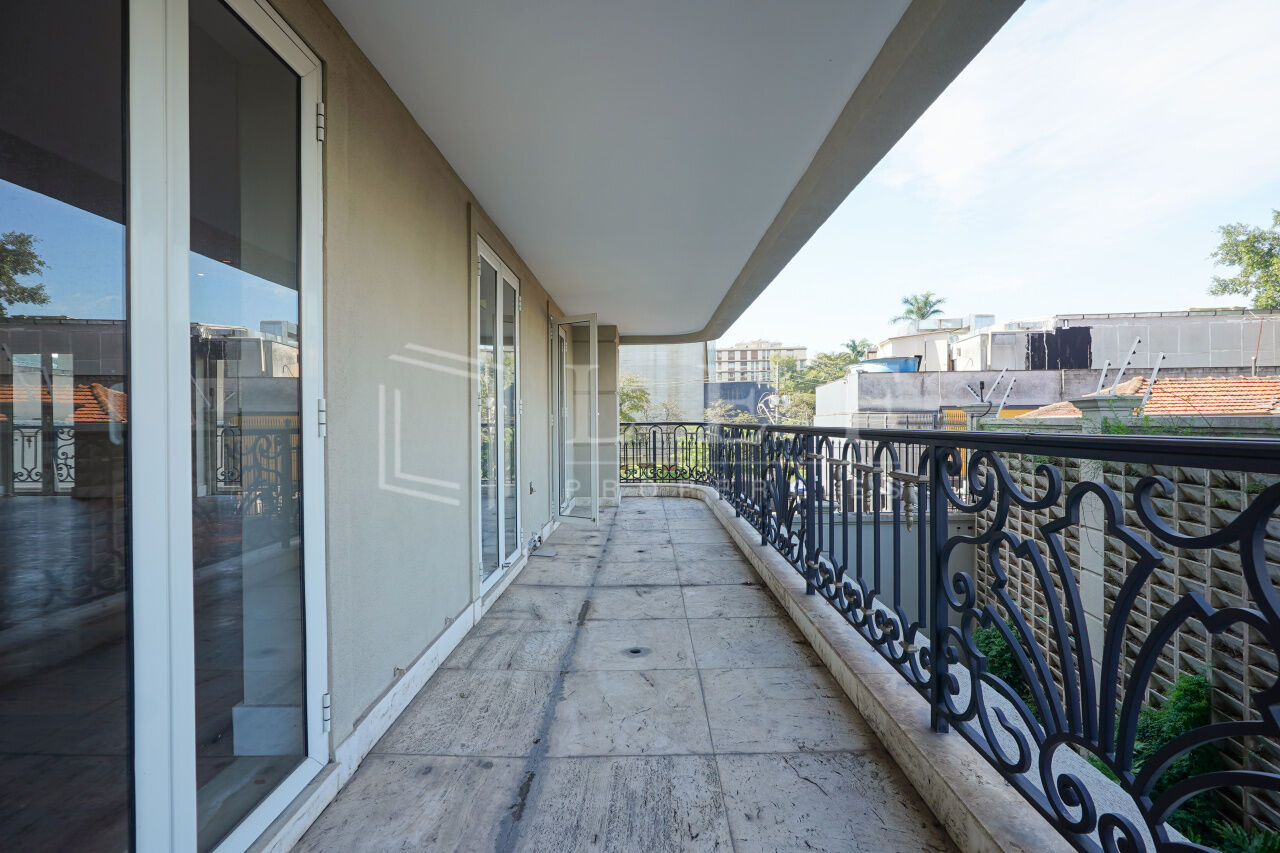 Lef Properties