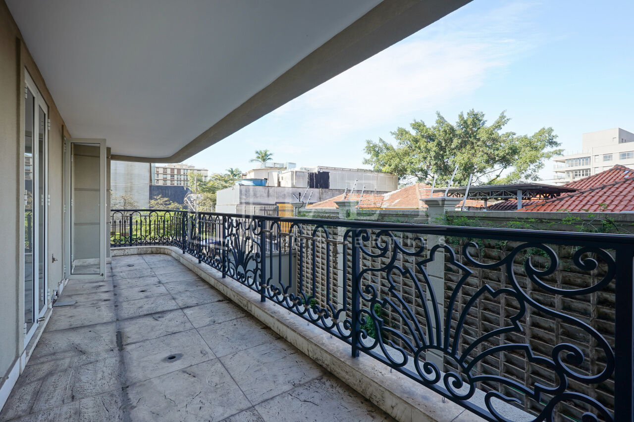 Lef Properties