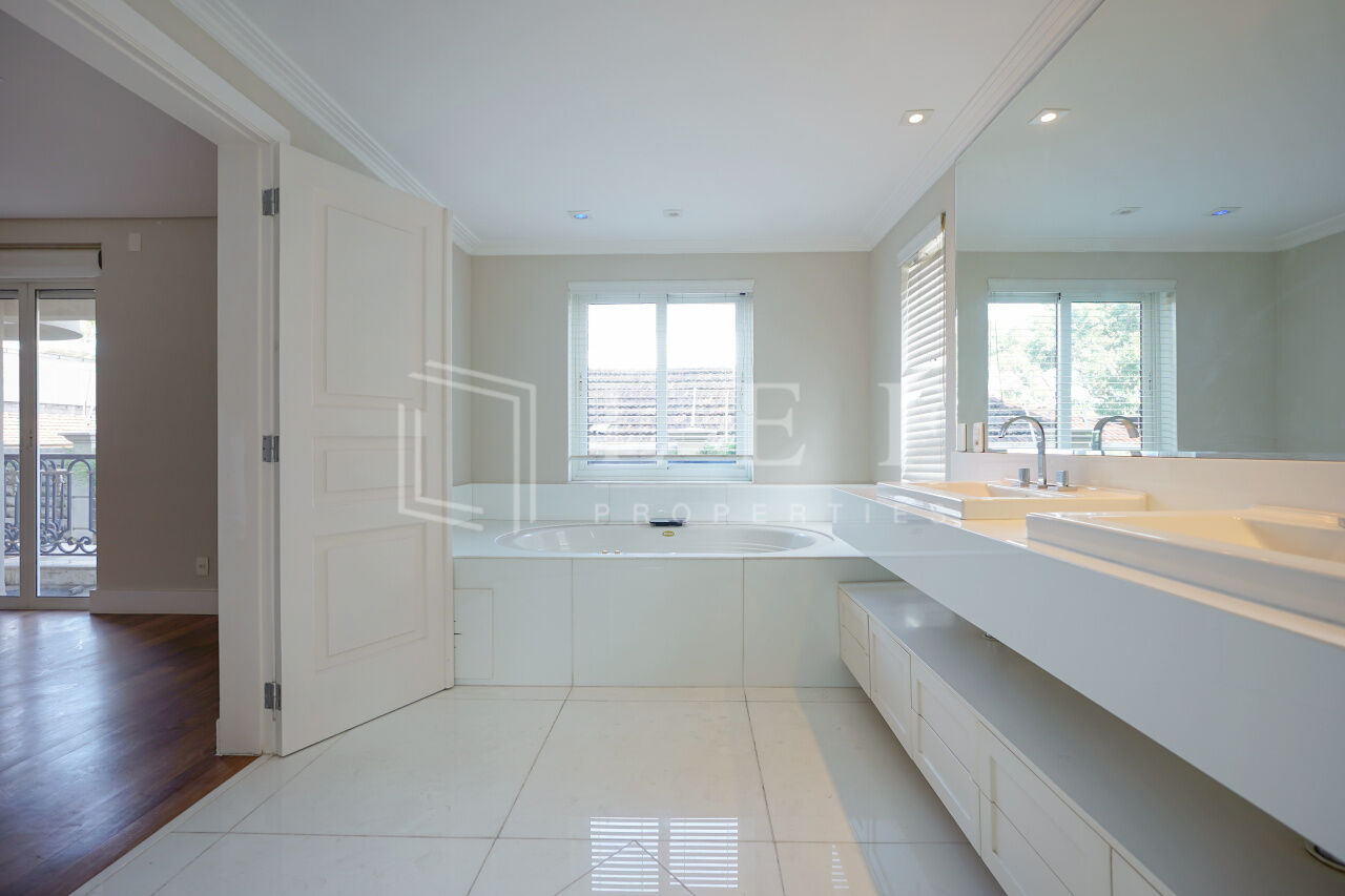 Lef Properties