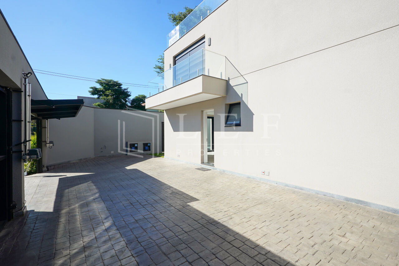 Lef Properties