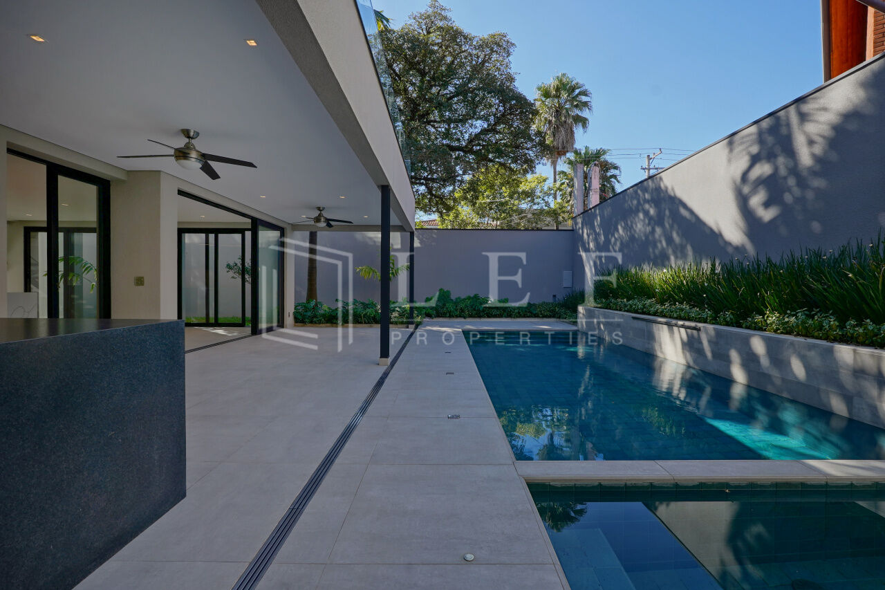 Lef Properties