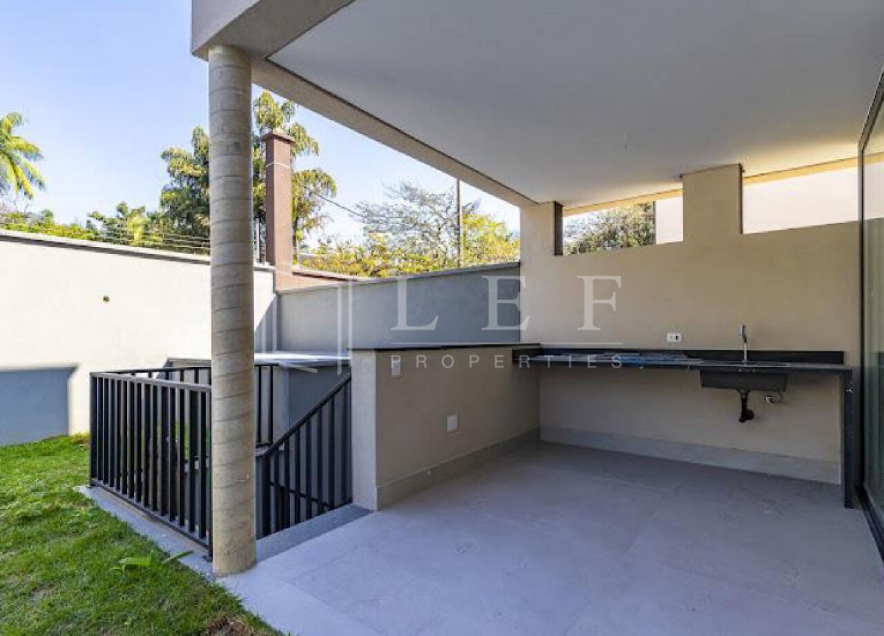 Lef Properties