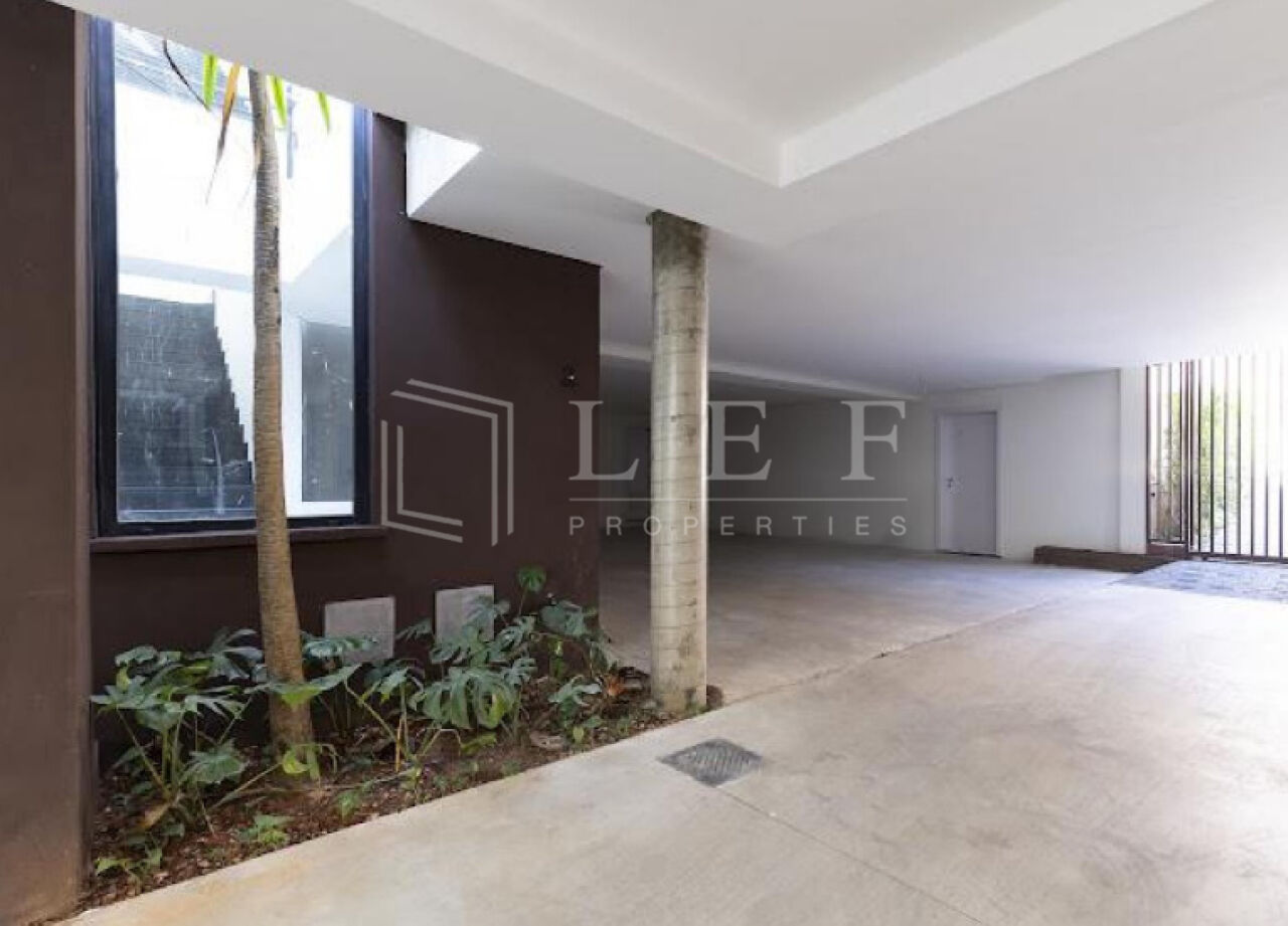 Lef Properties