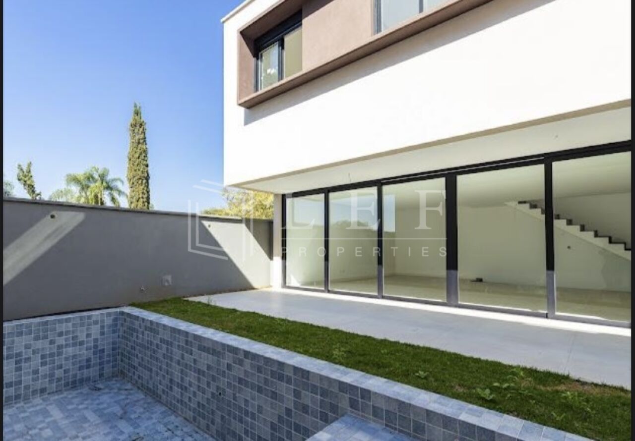 Lef Properties