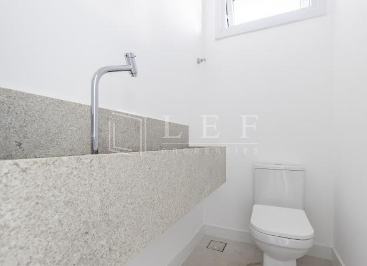 Lef Properties