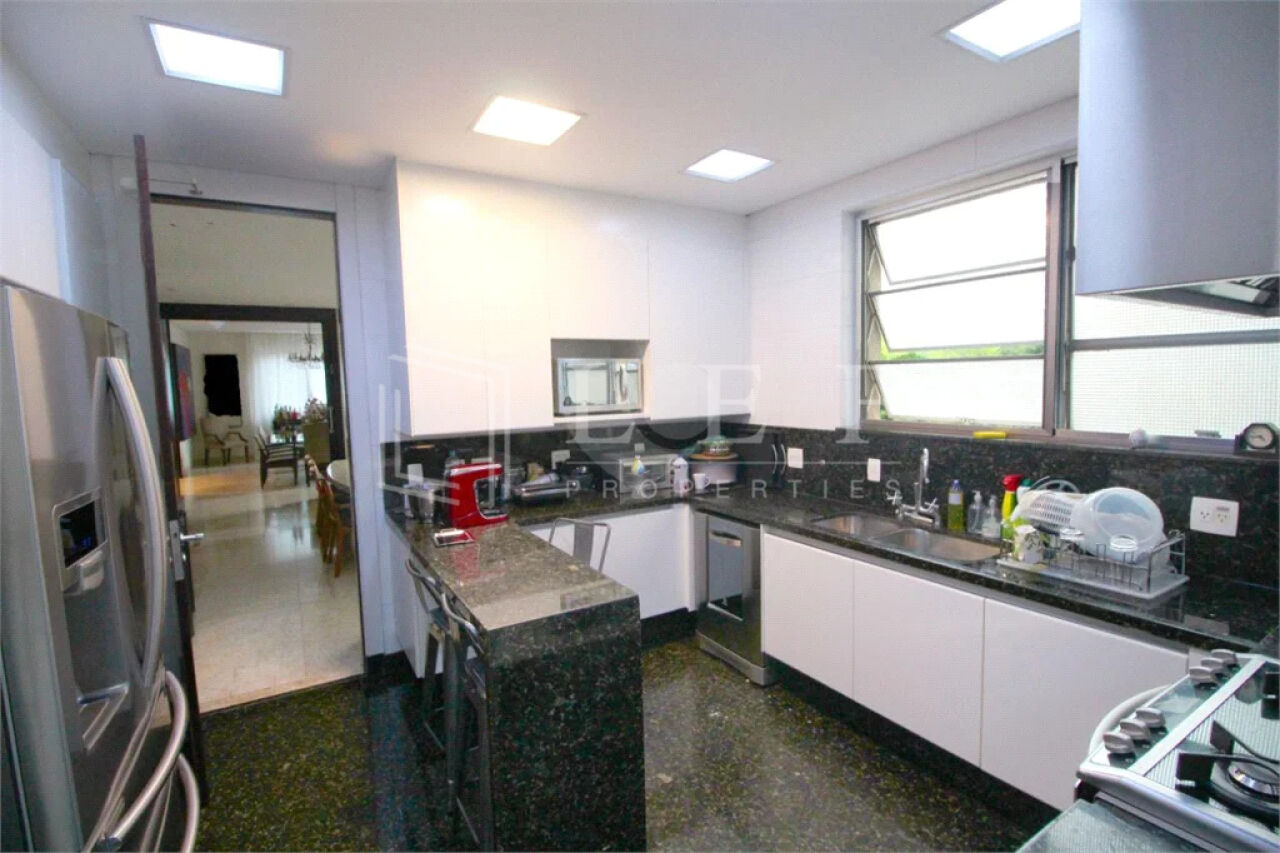 Lef Properties
