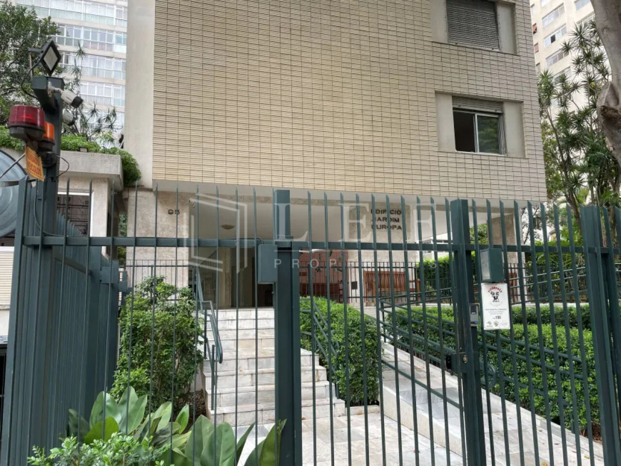 Lef Properties