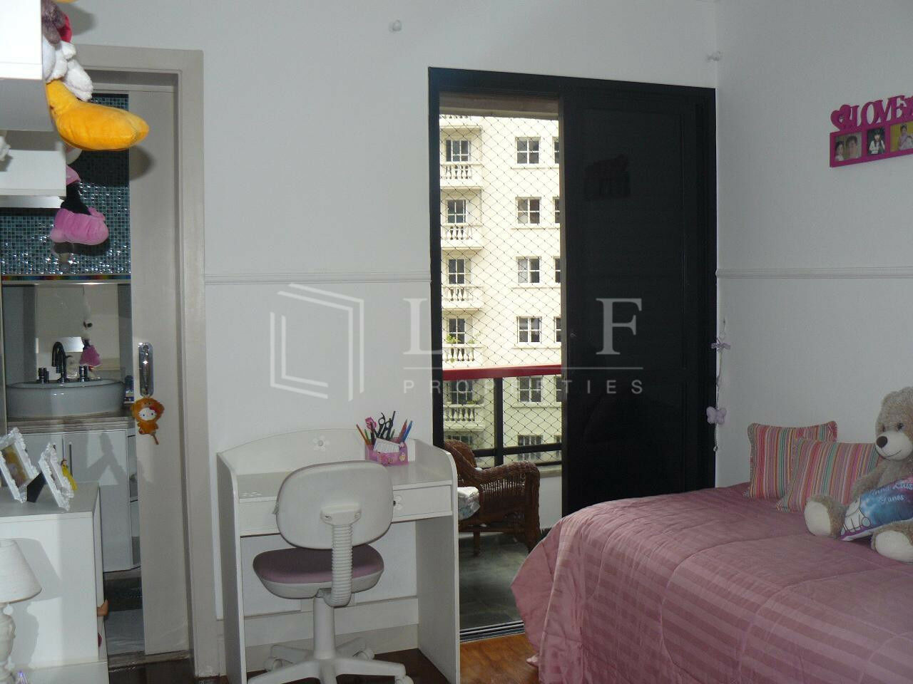 Lef Properties