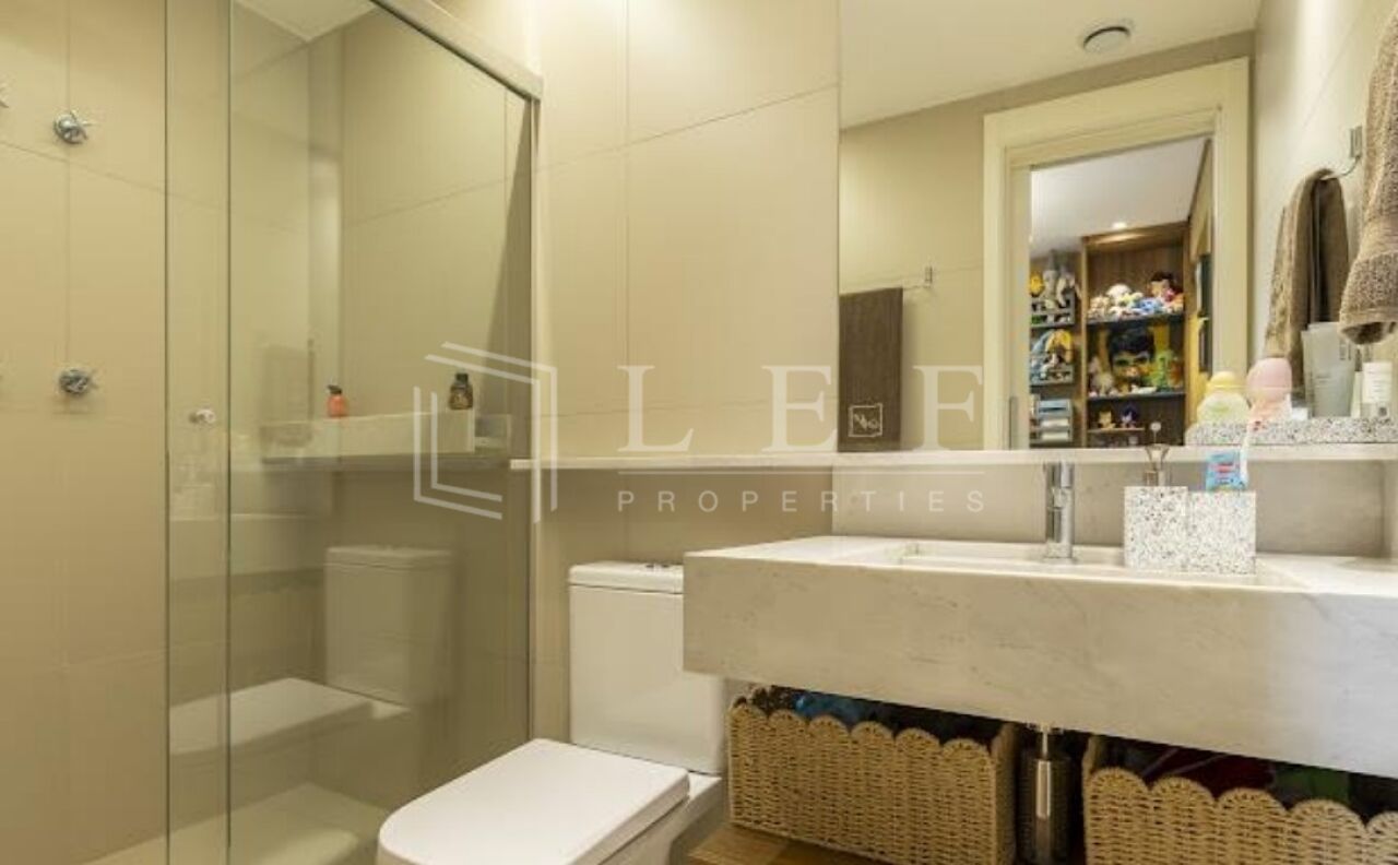 Lef Properties