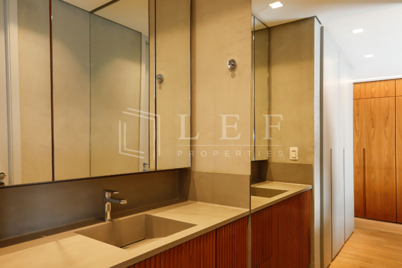 Lef Properties