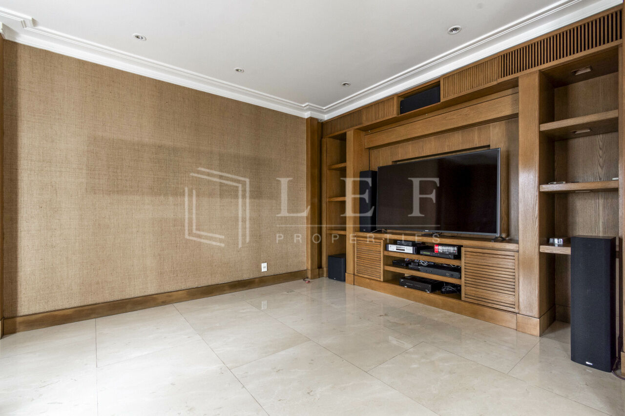Lef Properties