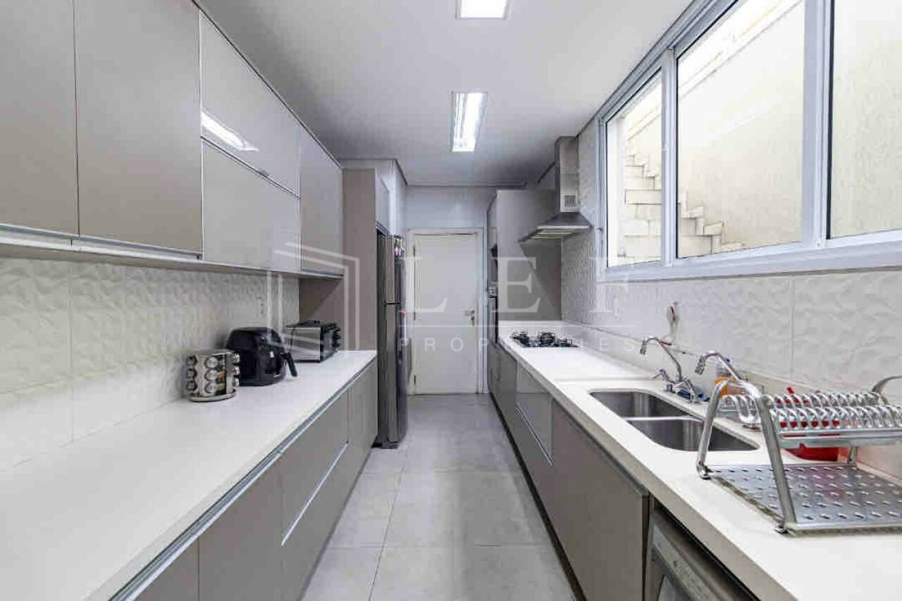 Lef Properties