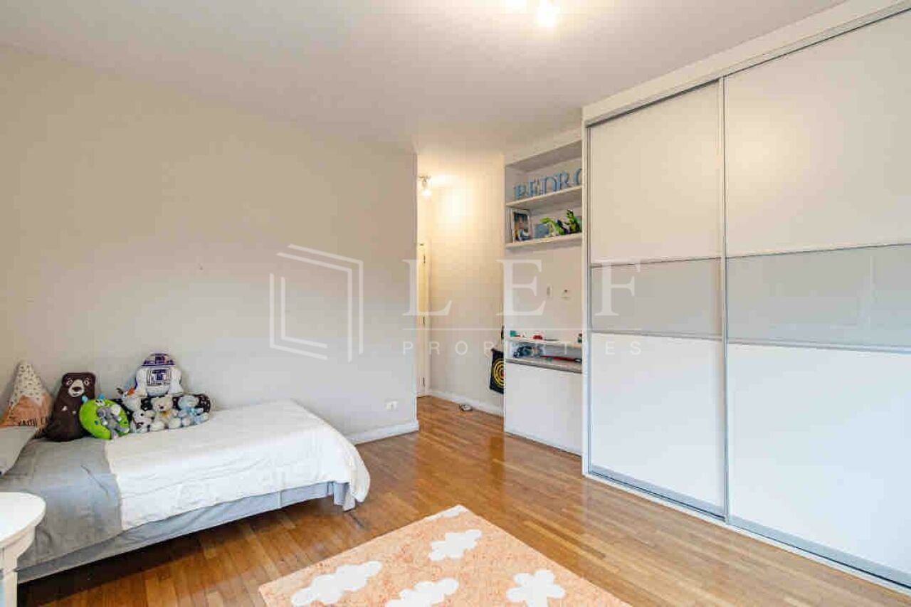 Lef Properties