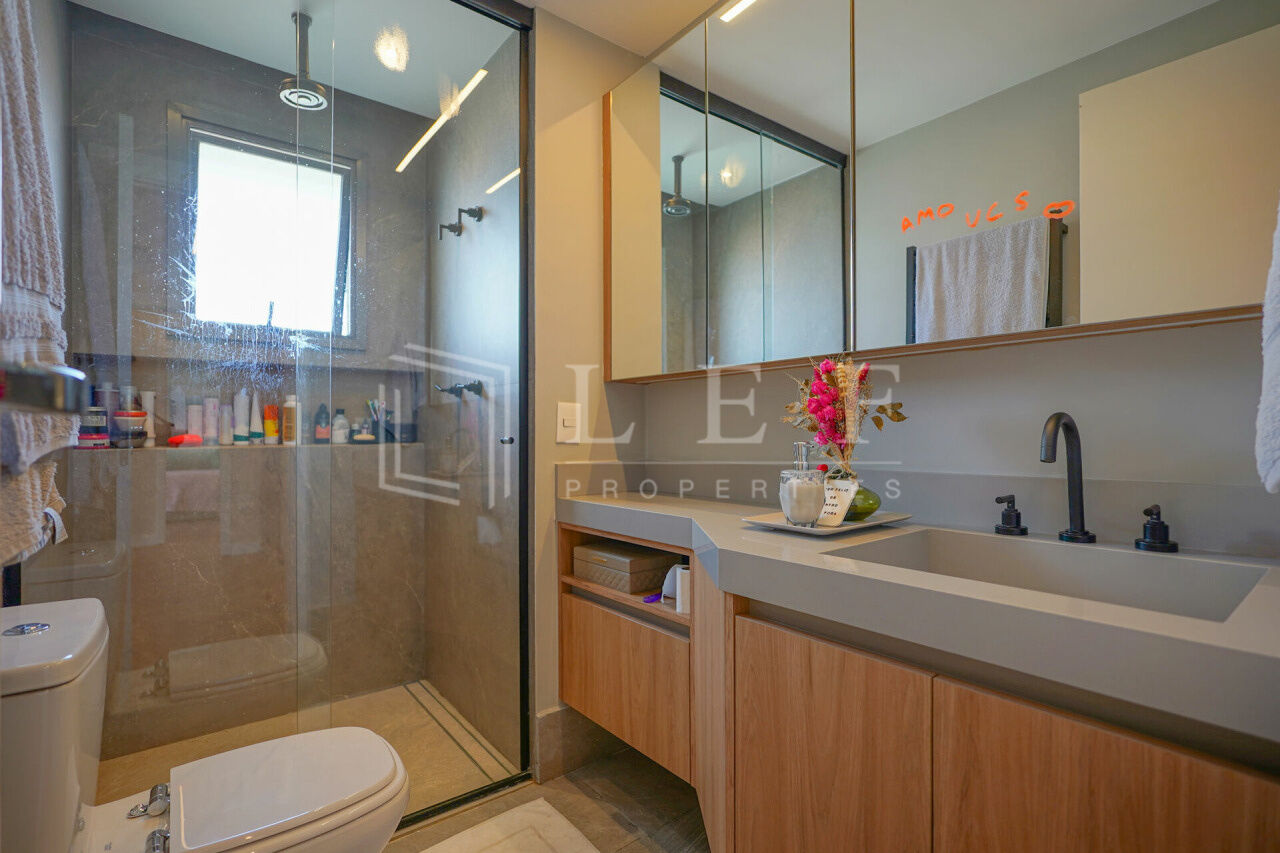 Lef Properties
