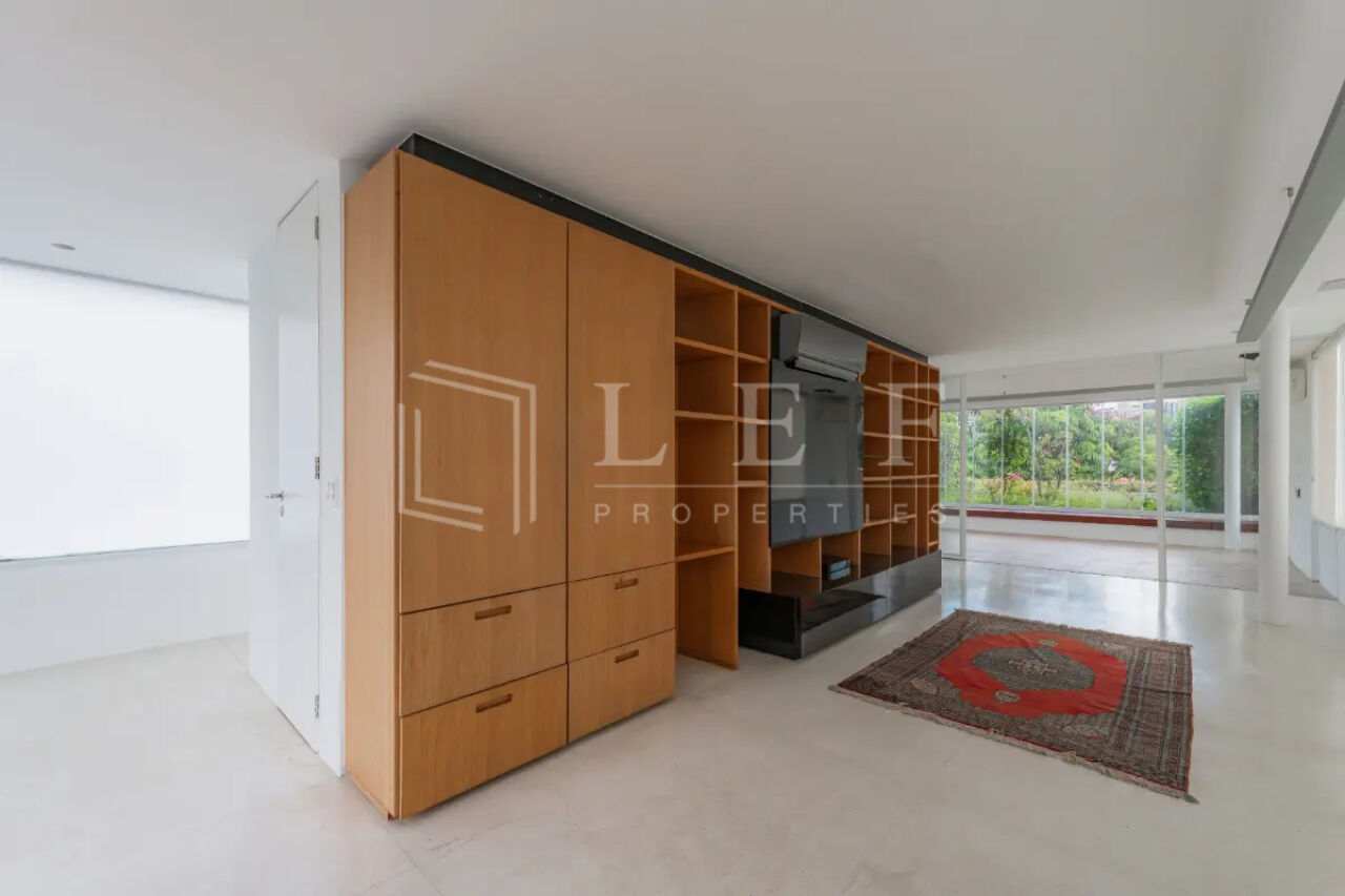 Lef Properties