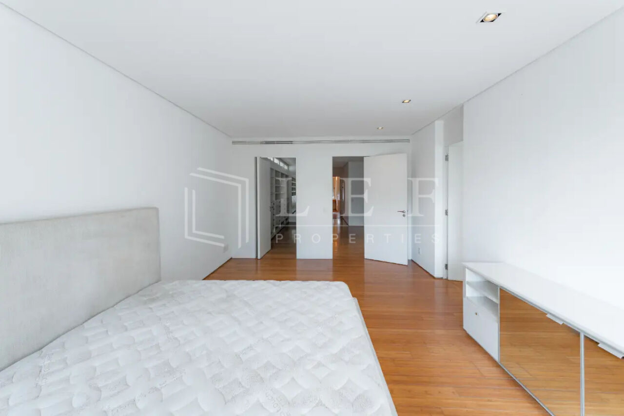 Lef Properties