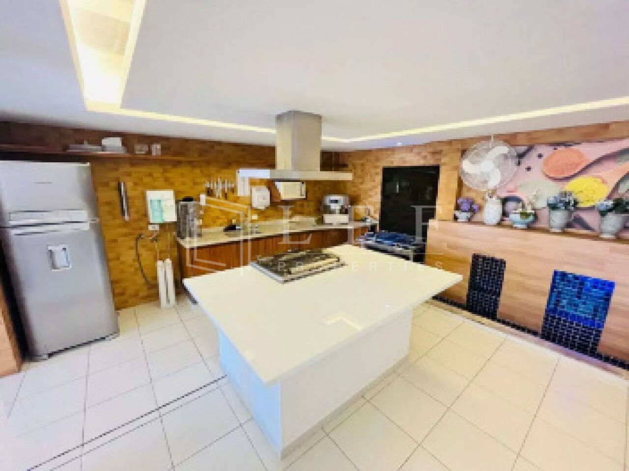 Lef Properties