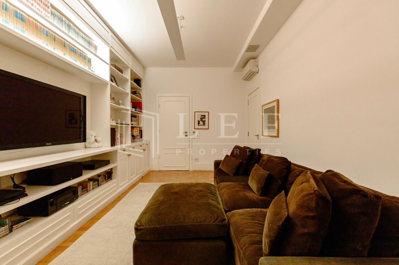 Lef Properties
