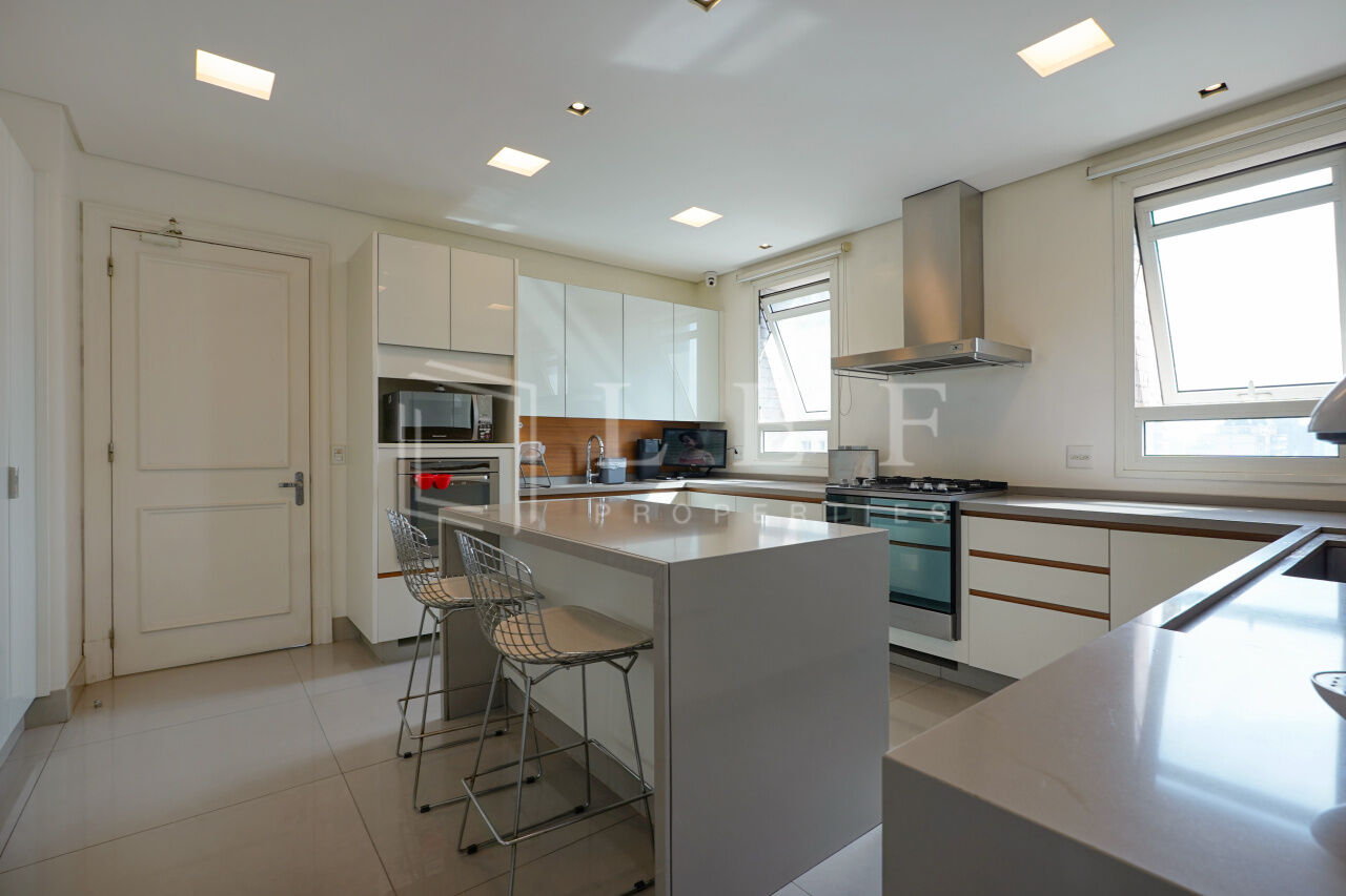 Lef Properties