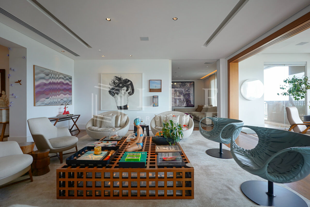 Lef Properties