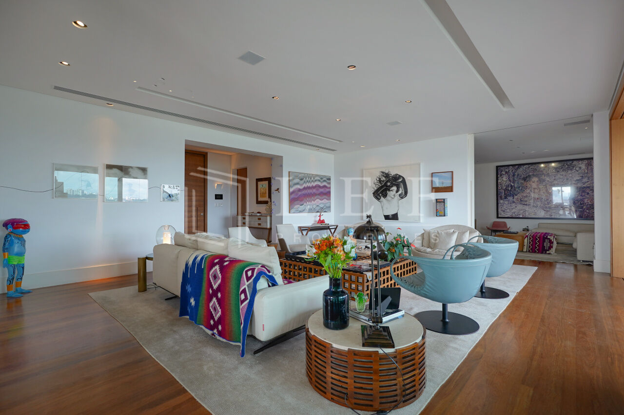 Lef Properties