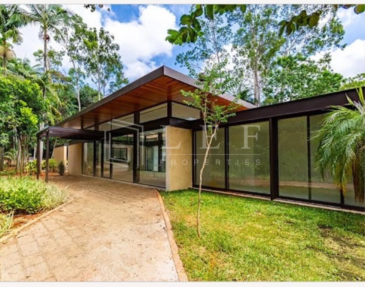Lef Properties