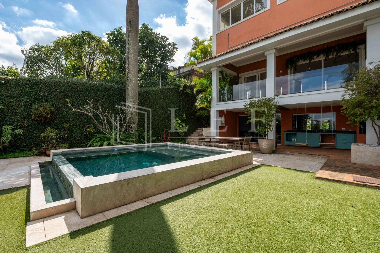 Lef Properties