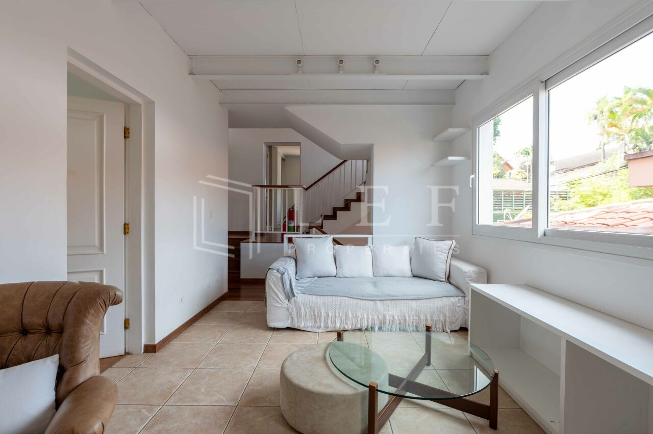 Lef Properties
