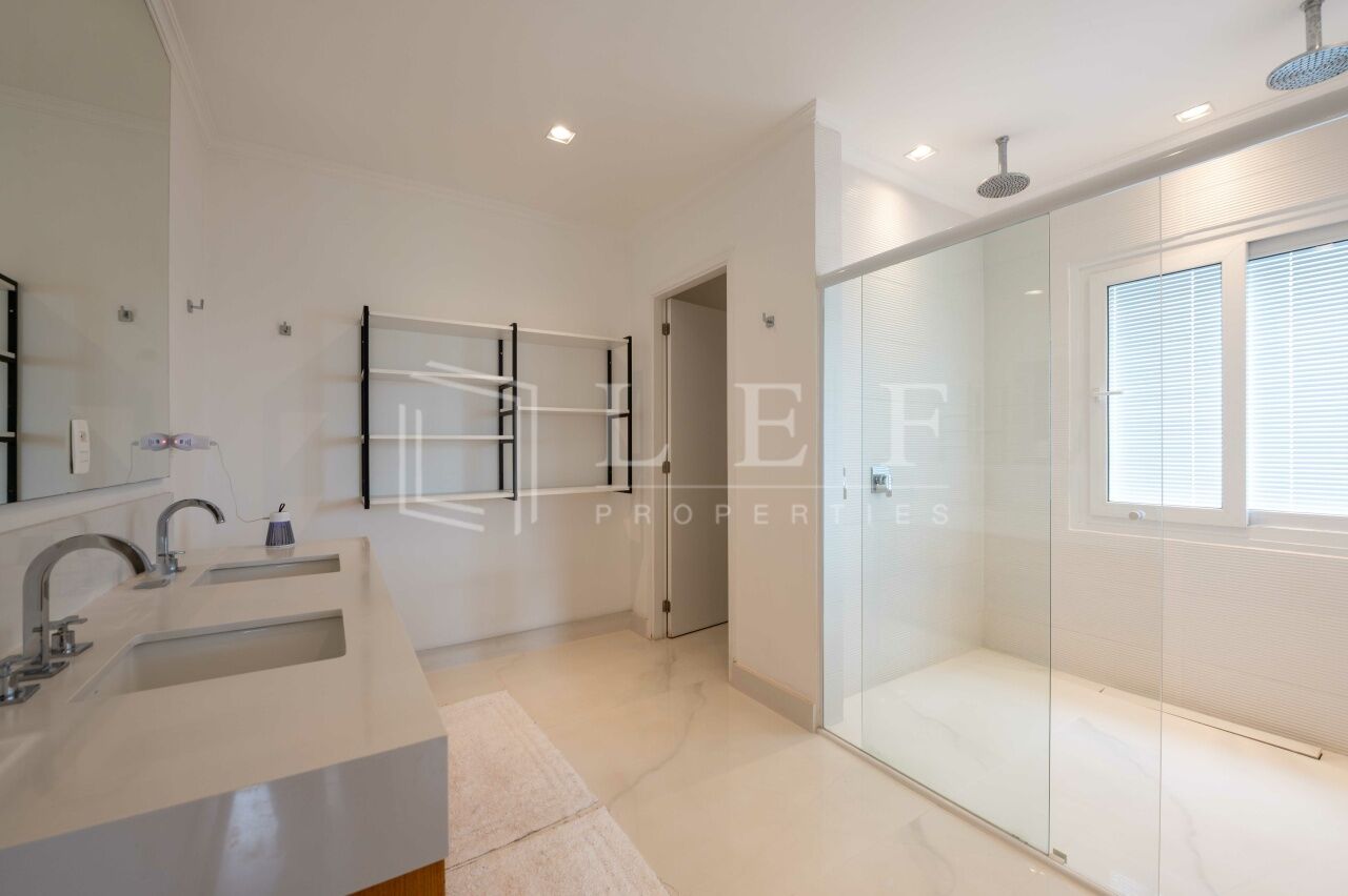 Lef Properties