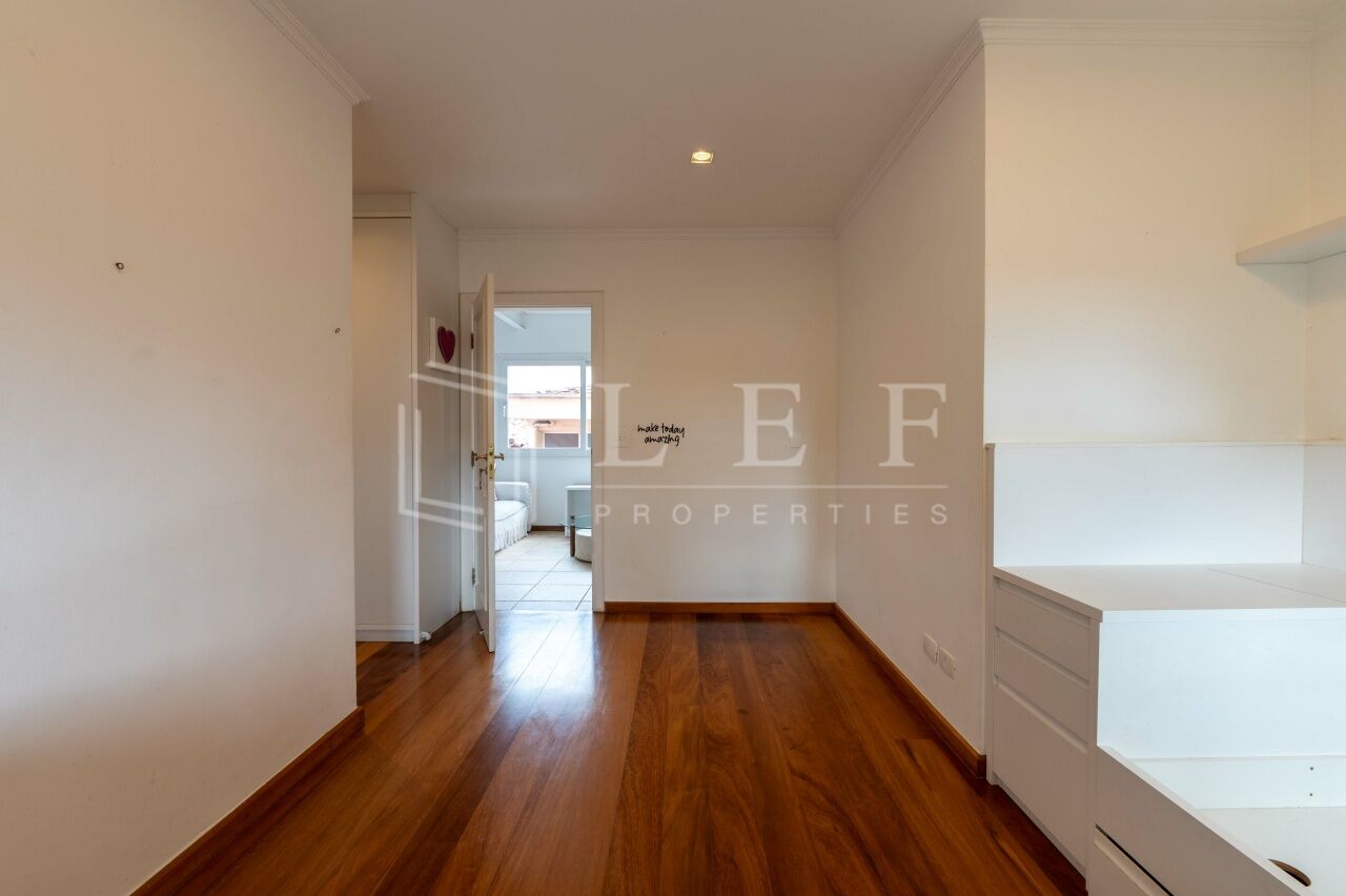 Lef Properties