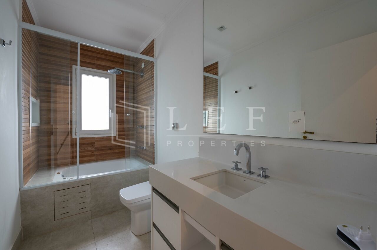Lef Properties