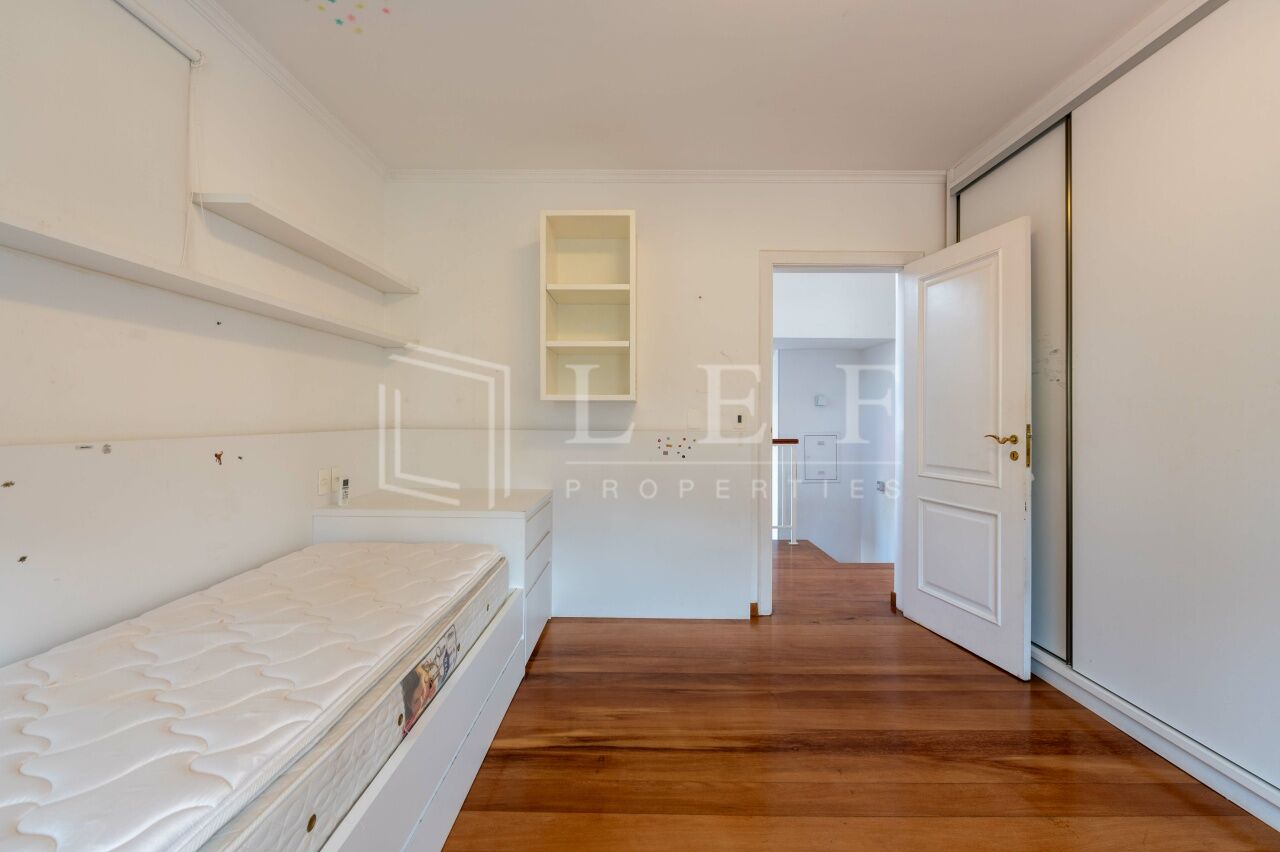 Lef Properties
