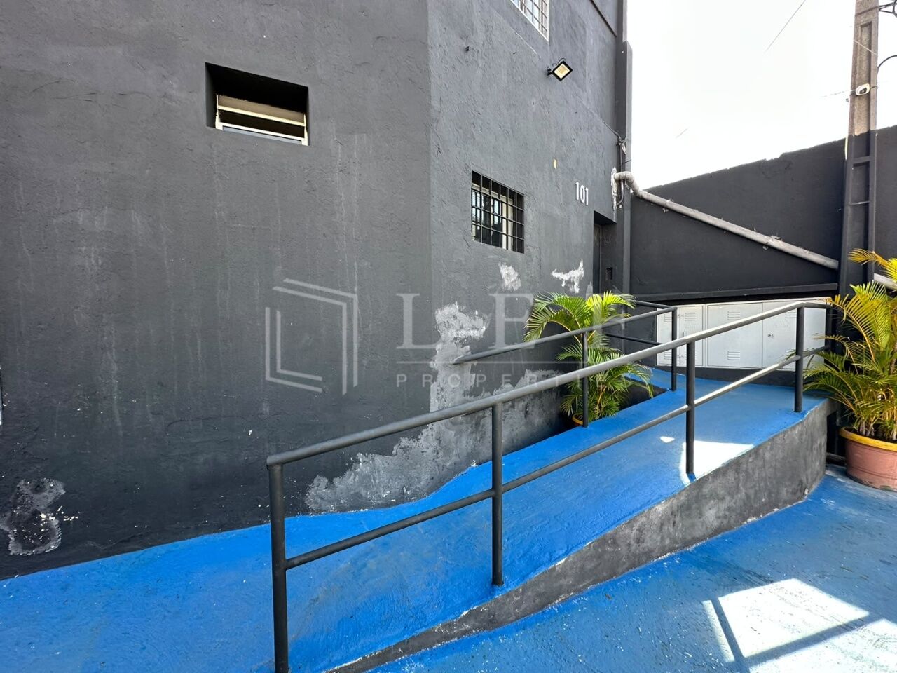 Lef Properties