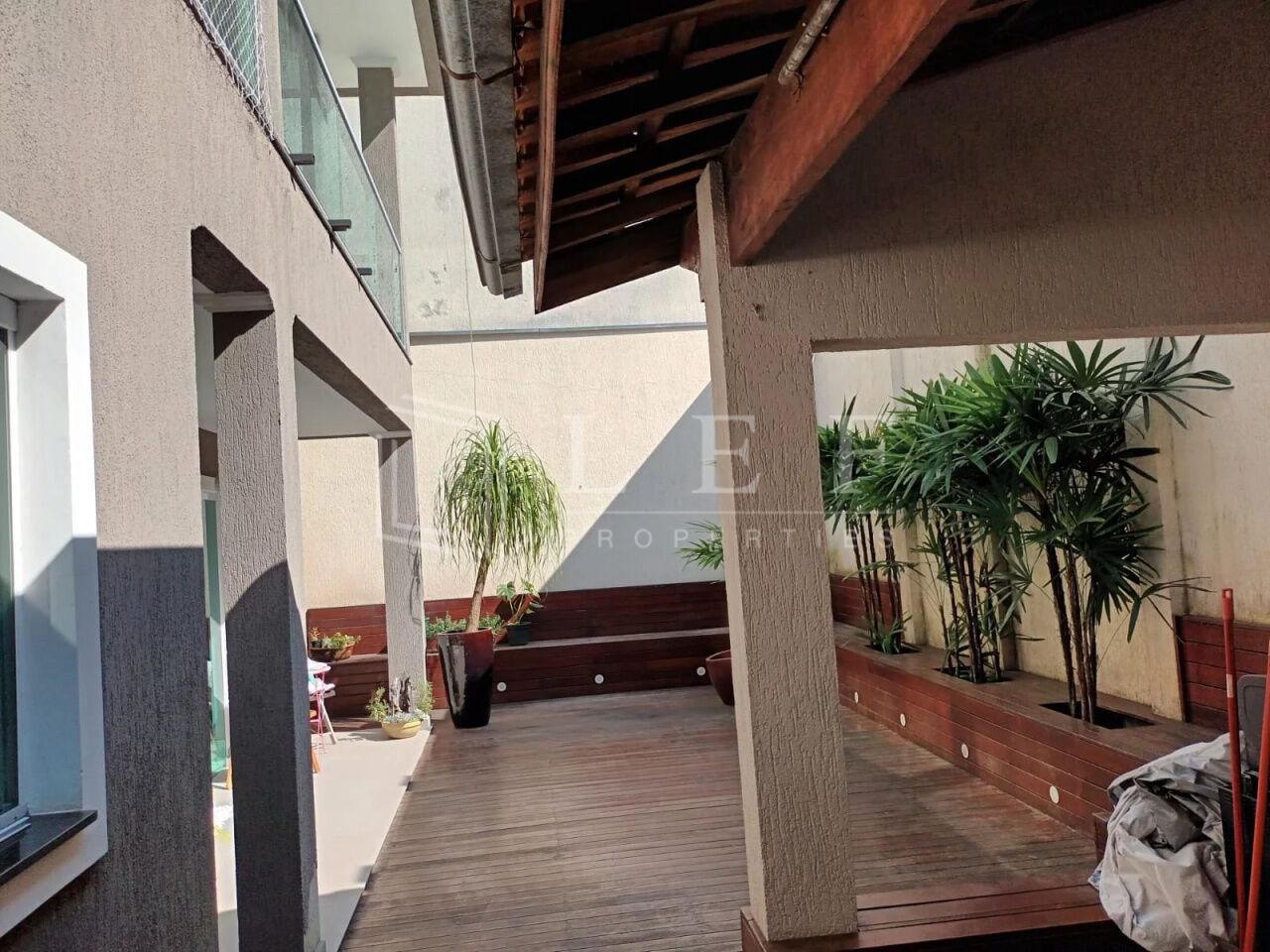 Lef Properties