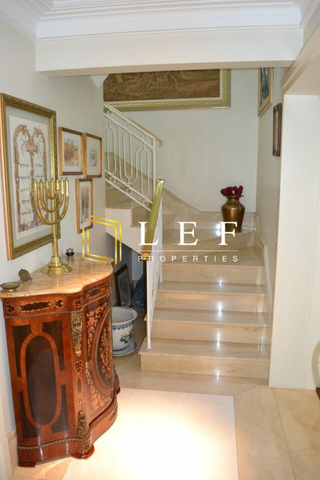 Lef Properties