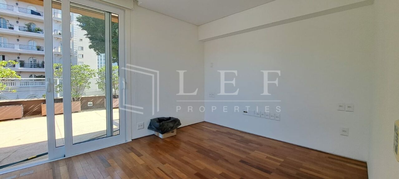 Lef Properties