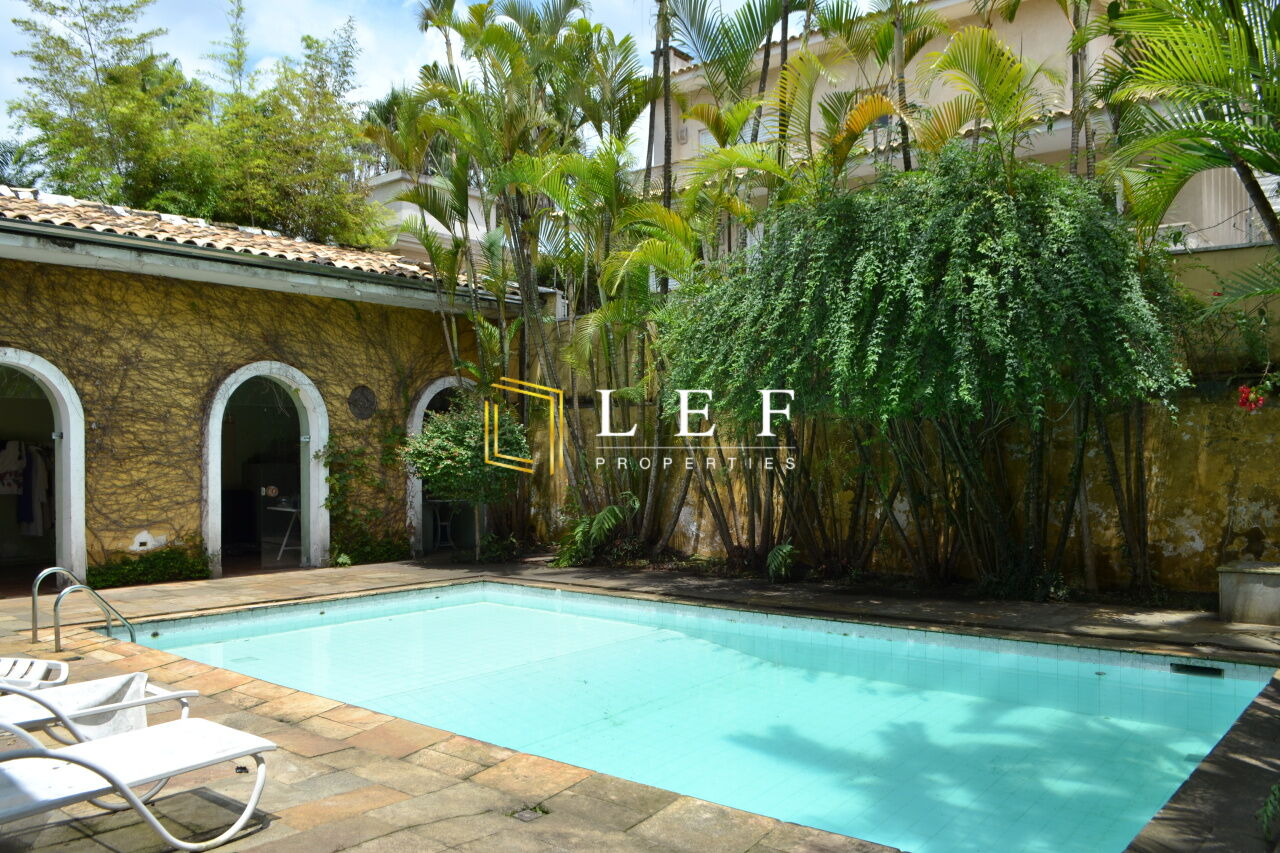 Lef Properties