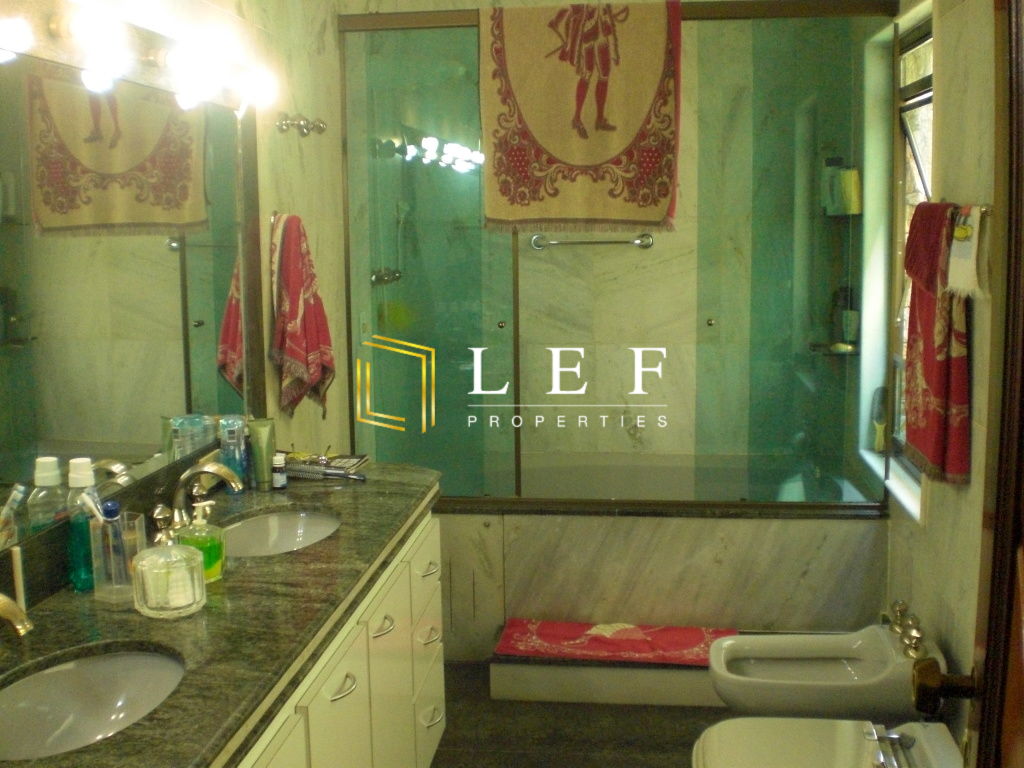Lef Properties