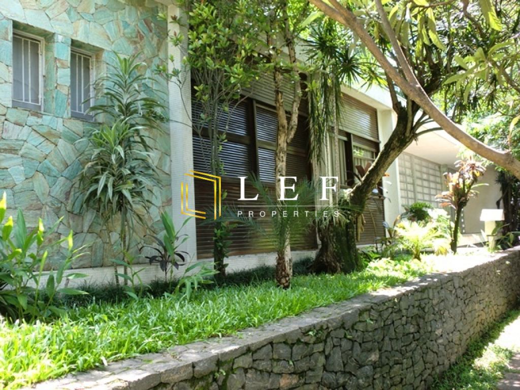 Lef Properties