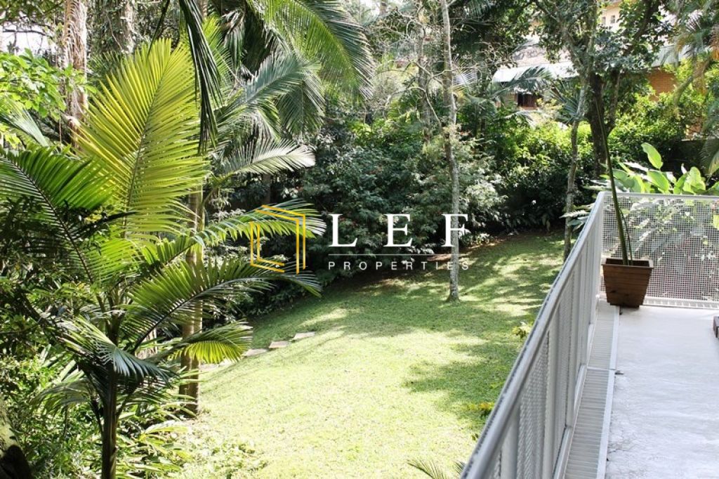 Lef Properties
