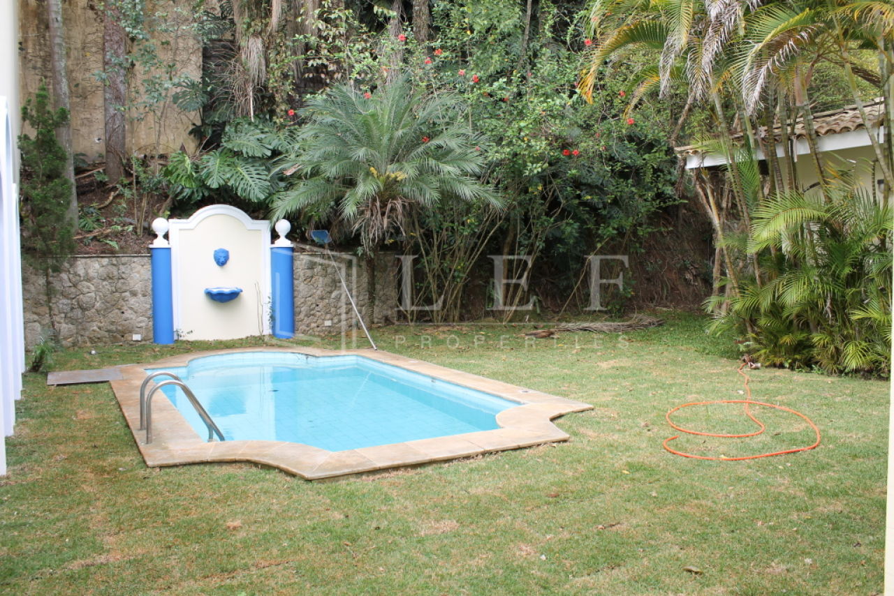 Lef Properties