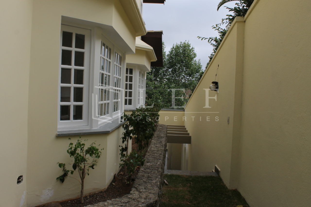 Lef Properties