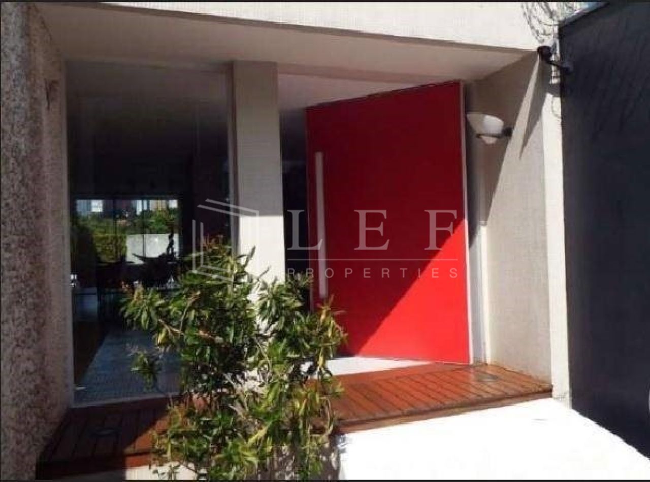 Lef Properties