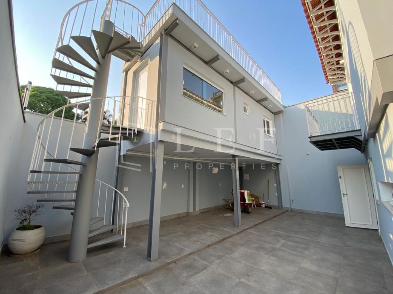 Lef Properties